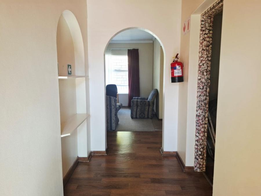 7 Bedroom Property for Sale in Brandwag Free State